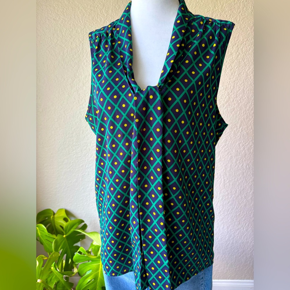 WONDER BY CHRISTIAN SIRIANO Sleeveless Geometric Pattern Top. In Size-L.